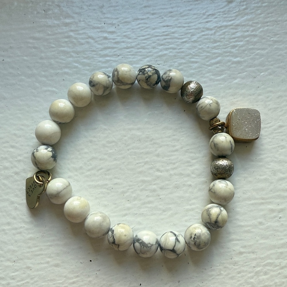 Love’s Affect grey white howlite beaded bracelets